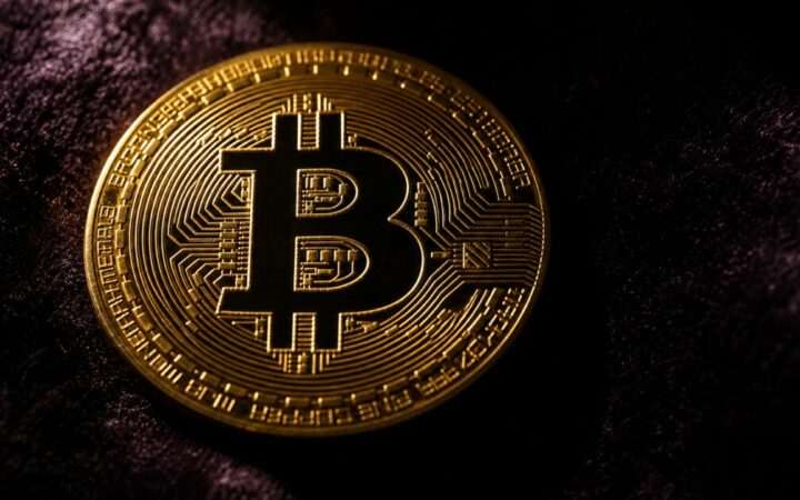 Bhutan Denies Selling $1B in BTC as Arkham Data Sparks Blockchain Credibility Debate