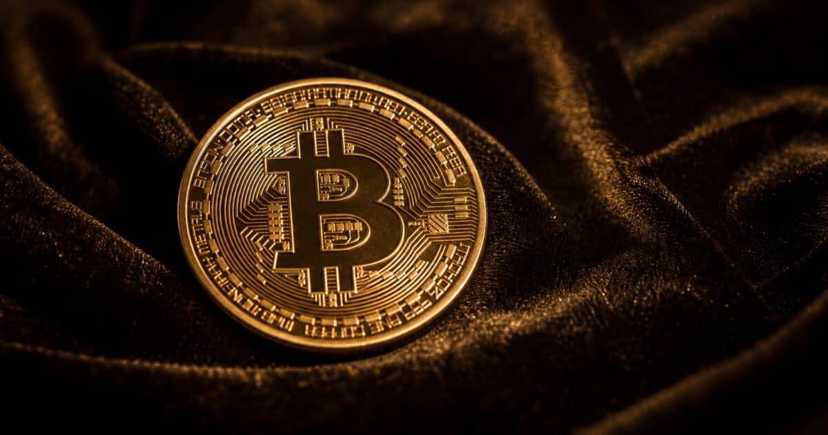 Bitcoin Stalls Near $82K as Leverage, Hot Inflation Crush Rally Hopes