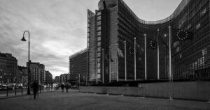 European Commission Opens MiCA Review Targeting Stablecoins, DeFi, and Staking Rules