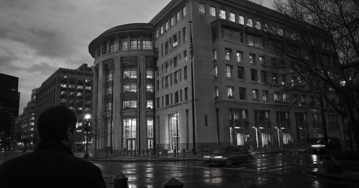 Kalshi and Polymarket Stare Down CFTC Gambling Charges as Supreme Court Looms