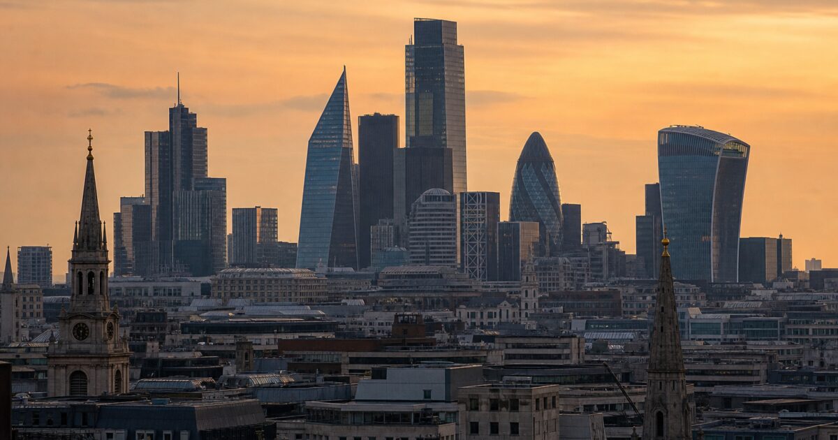 Kingscrown Finance Limited Halts New Lending After FCA Pressure on Unregistered Firms