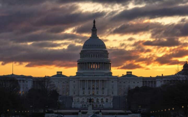 Trump's CLARITY Act Stalls in Congress Over Ethics Fights and Crypto Ties