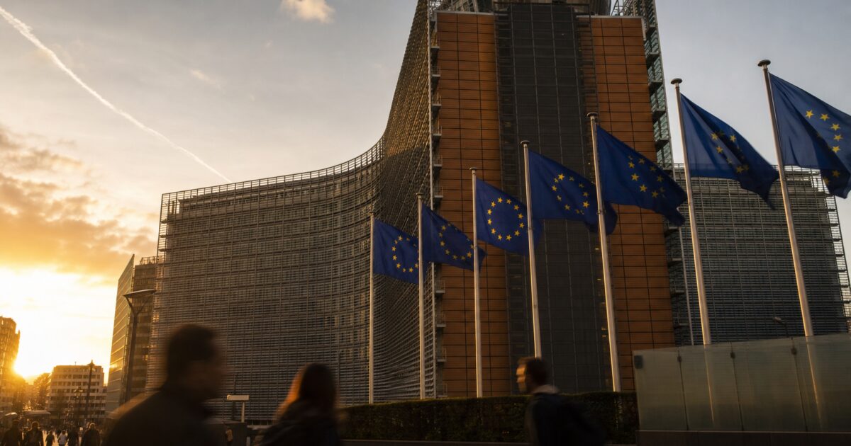 Binance Faces MiCA Authorization Crunch as ESMA Tightens EU Crypto Rules