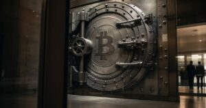 Bitcoin Hovers Near $62K as Micron Earnings Rattle Trader Nerves