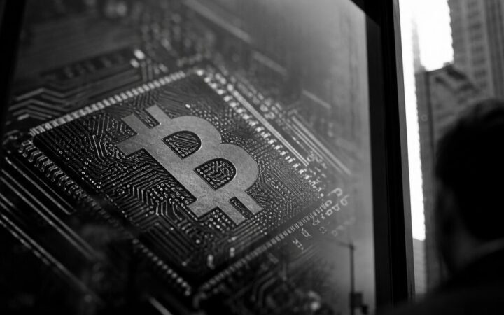 Bitcoin Slides Toward $62K While Bear Market Patterns Keep Repeating