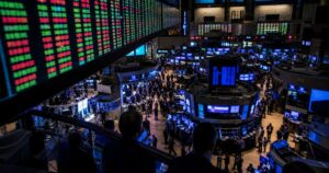 Bitwise Stakes $114 Million in HYPE Tokens After Hyperliquid ETF Launch