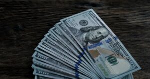 Canadian Dollar Hits Eight-Week Low as Aluminum and Lumber Tariff Talks Stall