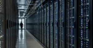 Chainlink Nears 900,000 Holders as LINK Leaves Exchanges in Bulk