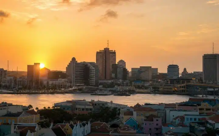 Curaçao Crypto Casinos Face Mixer Ban and Blockchain Analytics Mandate by Mid-2027
