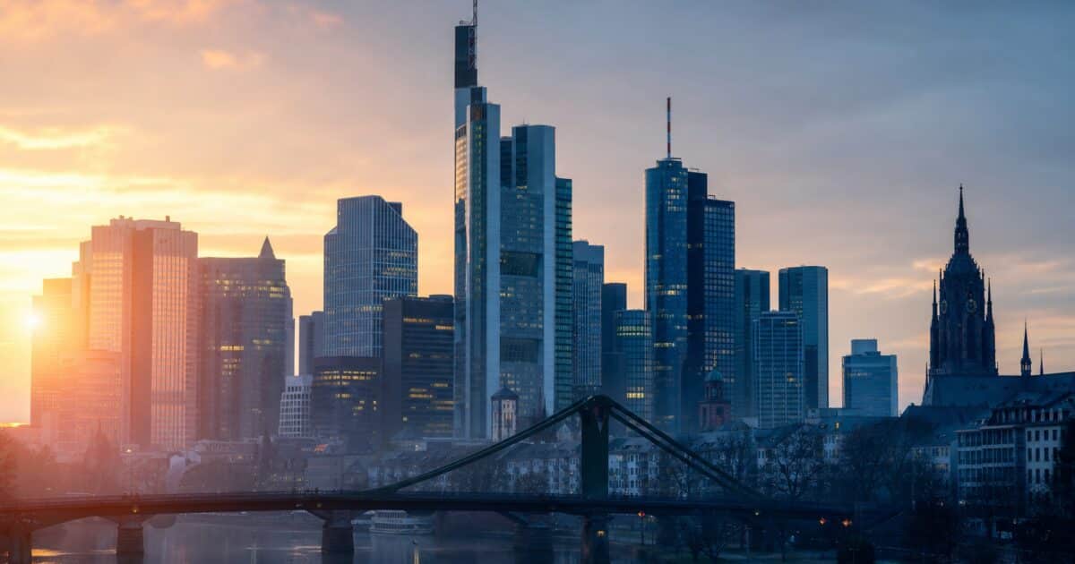 Euro Holds at $1.08 as ECB Rate Call and Middle East Risk Collide