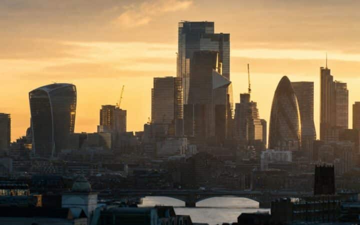 FCA Hits Carlos Ricardo Fuenmayor with £99,600 Fine Over Hidden Financial Interests