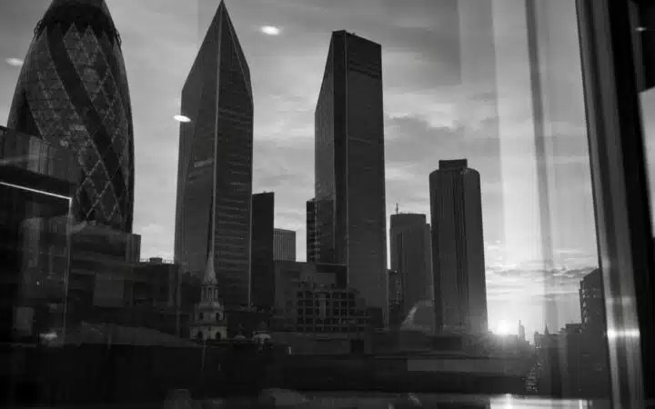 FCA Holds Off on New AI Rules While Scrutinizing How 750 Firms Govern the Technology