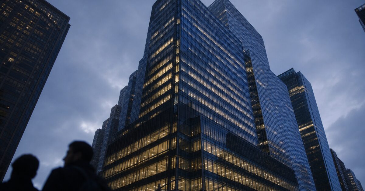 Forward Industries Moves $31.9M in Solana to Coinbase Prime as Position Sits 70% Underwater