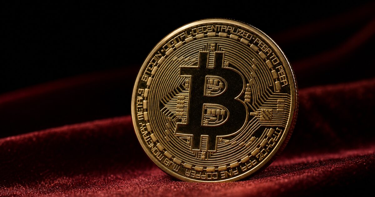On-Chain Signals Point to Whale Caution as Bitcoin Dips