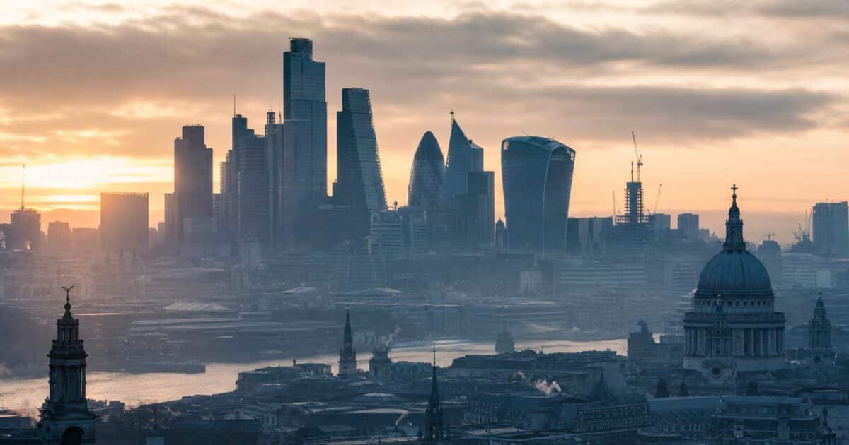 Pound Stalls After Rally as Forex Traders Wait for Fresh UK Catalysts