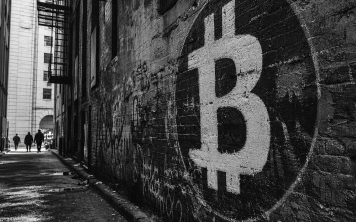 Trump's 2031 Quantum Deadline Puts 7 Million Bitcoin and $449 Billion at Stake