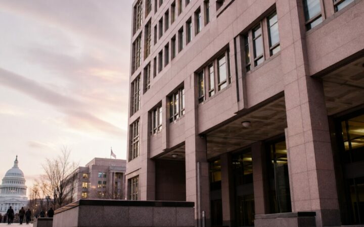 Warren Puts CFTC on Notice Over Crypto and Prediction Market Gaps