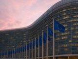70% des Clients Européens de Binance Fuient vers les Portefeuilles Froids après MiCA