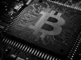 Bitcoin Plonge Sous 65 000 Dollars Quand Washington et Téhéran Allument la Mèche