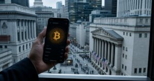 Bitcoin Profit Ratio Drops to 43-Month Low, Splitting Investor Camp