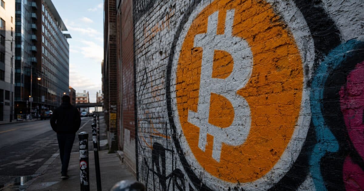 Bitcoin Pushes Against $59,000 as Traders Watch Supply, ETFs, and Government Wallets