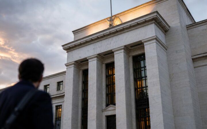 Canadian Dollar Edges Up as Traders Brace for Fed Rate Call