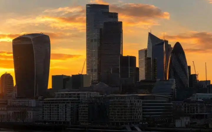 FCA Charges Solicitor Richard Bloomfield with 5 Counts of Insider Dealing in Seraphine Group Case