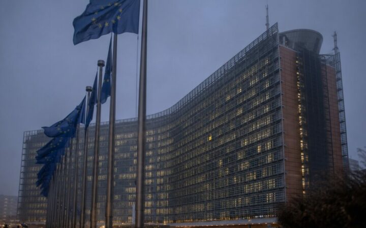 MiCA and FCA Rules Push European Crypto Firms Toward Mergers Over Licenses