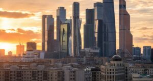 Russia Dumps 43.5 Tons of Gold in Six Months, Leaving Markets Guessing