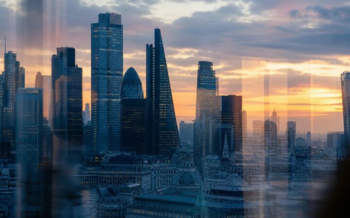 SHIB Pulls 148.7 Billion Tokens Off Exchanges in Biggest Withdrawal Push in Months