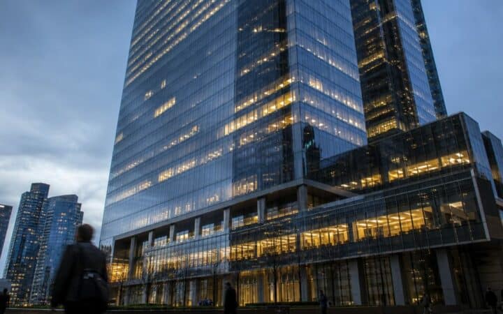 Solana's RWA Holders Top 300,000 as Circle Drops $250M Into Network