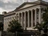 U.S.-Iran Standoff Pushes Treasury and European Bond Yields to Multi-Week Highs