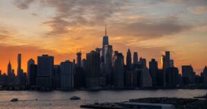 Amber-Linked Wallet Drops $3.58M on ENA but Buyers Don't Follow