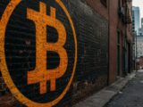 Bitcoin and Gold ETFs Pull $7 Billion in Five Days as U.S. Debt Tops $40 Trillion