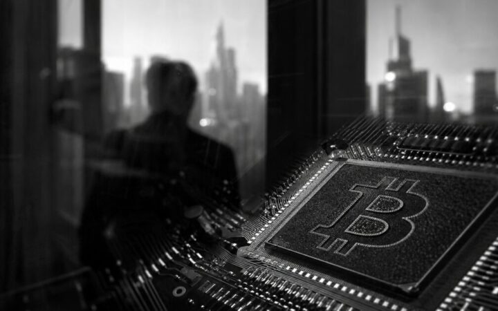 Bitcoin Holds Above $77K While Gold Hits $4,632 and Polymarket Bets on $90K