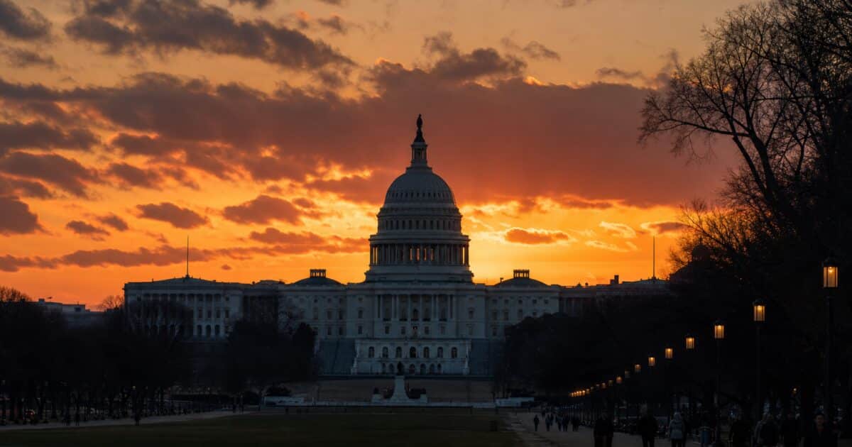 CLARITY Act Senate Delay Hits 88% Kalshi Odds as Coinbase Fumes