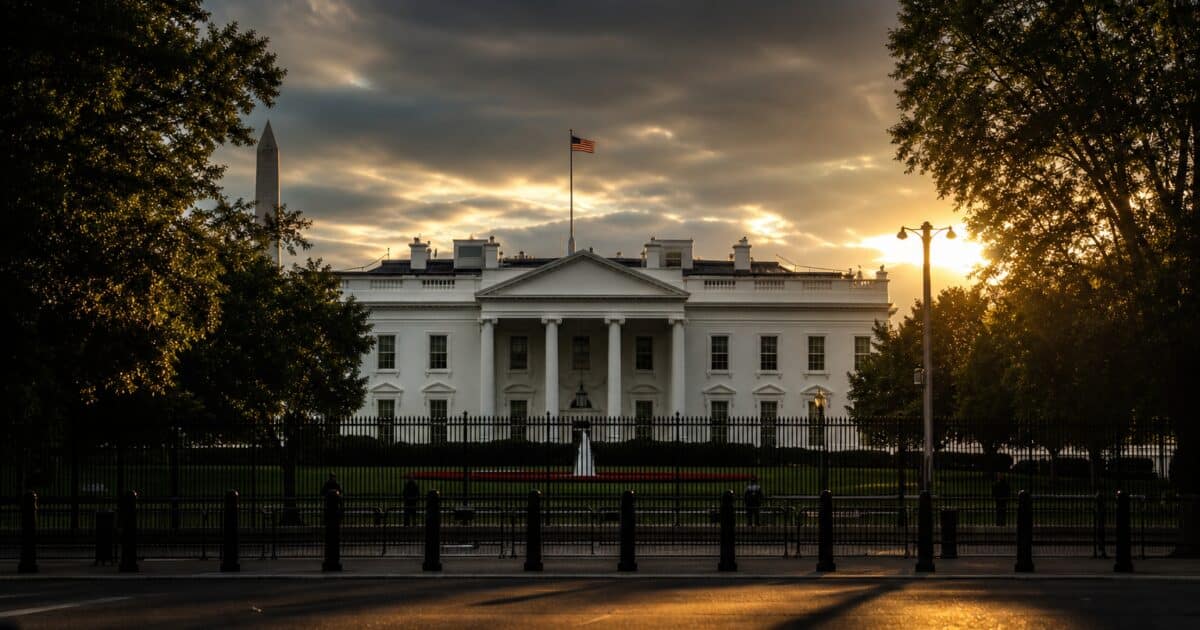 Former White House Teleprompter Operator Hit With $250,000 Crypto Insider Trading Fine