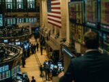 Standard Chartered Sees Bitcoin Hitting $126K on ETF Inflow Rebound