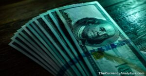 Dollar Ticks Up 0.2% as Traders Brace for High-Stakes U.S.-China Summit