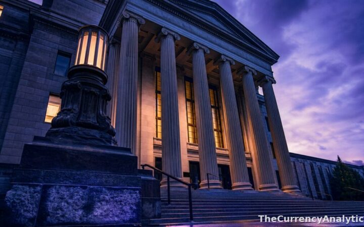 SEC and CFTC Drop to 3 Commissioners Combined, Leaving $3 Trillion Crypto Market Exposed